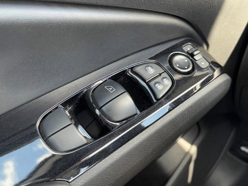 Used 2023 Nissan Altima 2.5 SV FWD image 23