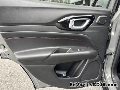 Used 2022 Jeep Compass Trailhawk w/ Trailhawk Elite Group image 24