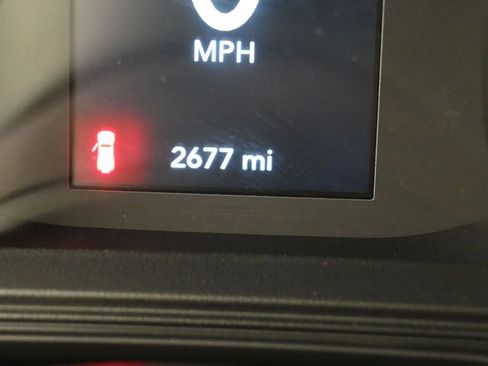 Used 2025 Jeep Wrangler Sport image 29