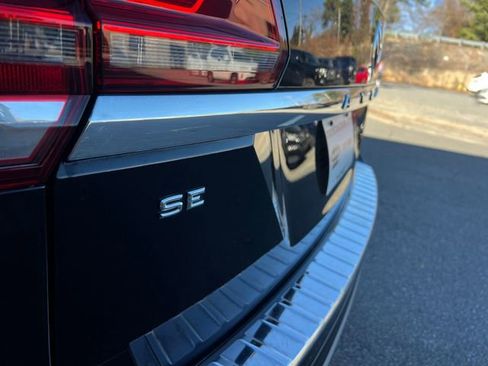 Used 2018 Volkswagen Atlas SE image 34