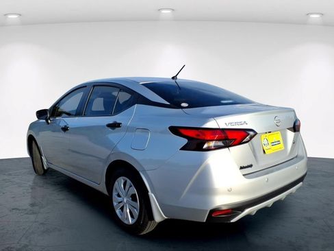 Used 2025 Nissan Versa S w/ Trunk Package FWD image 10