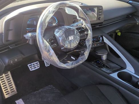 New 2026 Hyundai Elantra SEL Sport FWD image 12