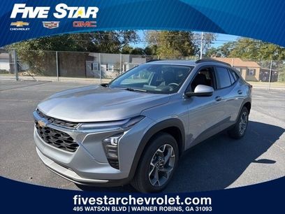Used 2025 Chevrolet Trax LT w/ LT Convenience Package