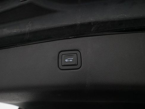 Used 2020 Chevrolet Blazer LT w/ Sound & Technology Package image 15