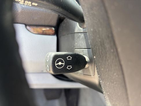 Used 2002 BMW X5 3.0i image 29