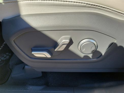 Certified 2025 Hyundai Santa Fe SEL image 22