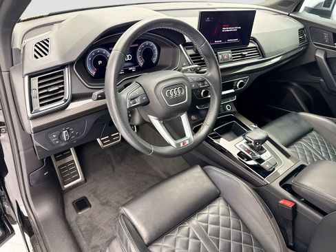 Used 2023 Audi SQ5 Premium Plus w/ Premium Plus Package AWD/4WD image 9