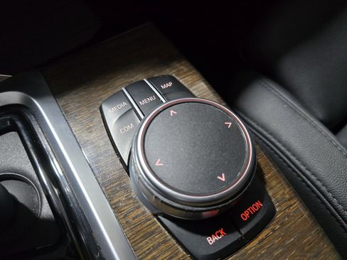 Used 2019 BMW X3 xDrive30i w/ Convenience Package image 25