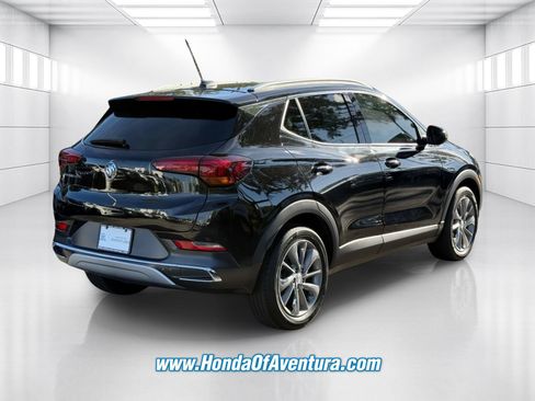 Used 2023 Buick Encore GX Essence w/ Experience Buick Package FWD image 5