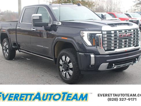 New 2026 GMC Sierra 2500 Denali w/ Denali Reserve Package image 1