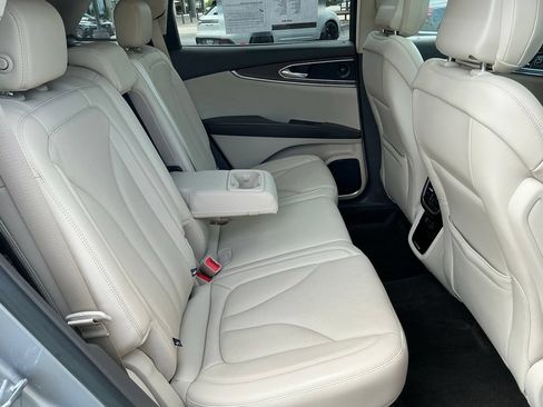 Used 2020 Lincoln Nautilus Reserve w/ Equipment Group 201A AWD/4WD image 22
