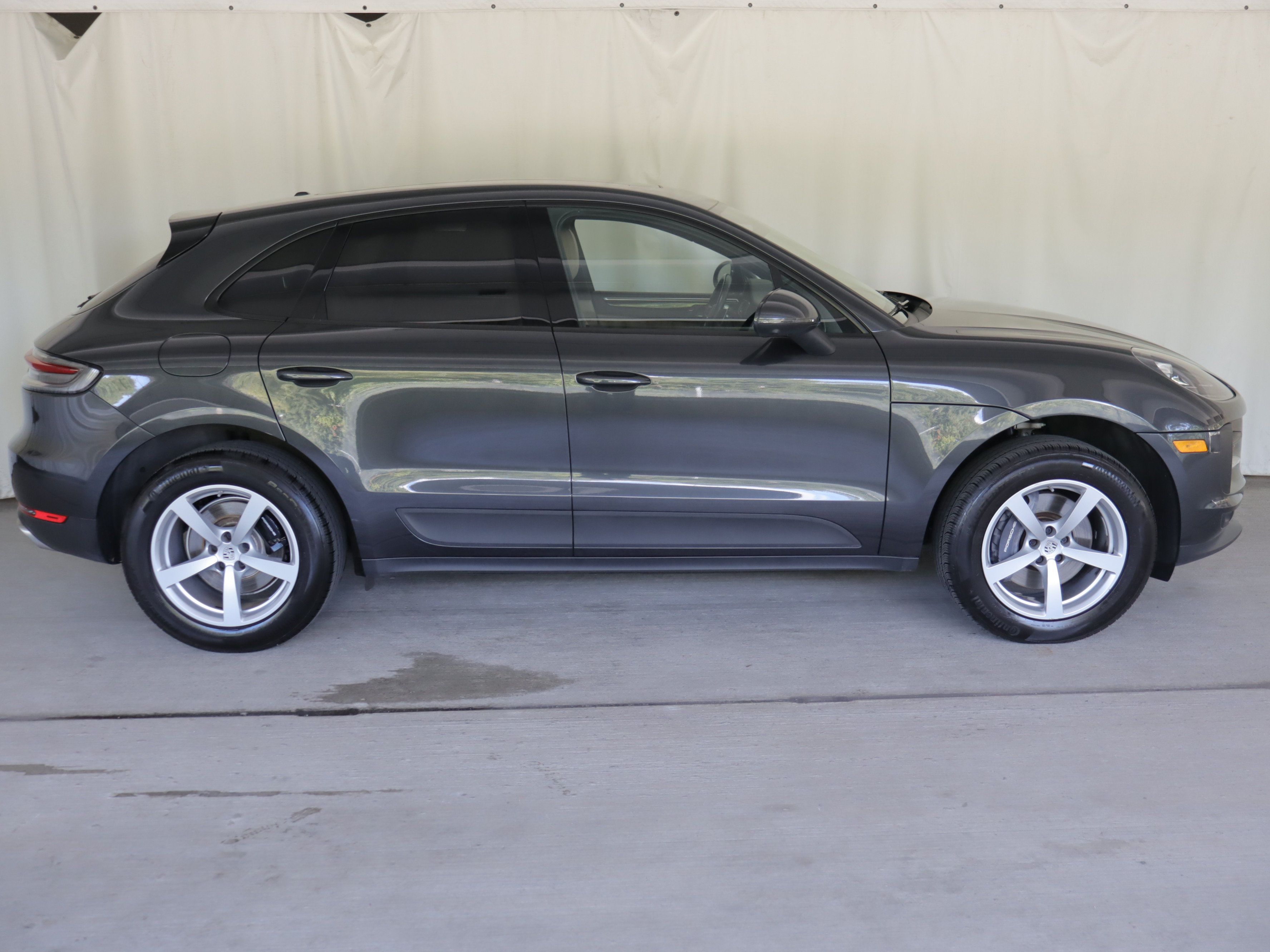 Used 2021 Porsche Macan AWD/4WD image 7
