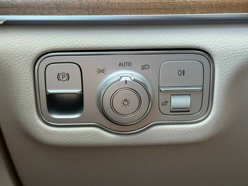 Certified 2026 Mercedes-Benz GLE 350 4MATIC image 34