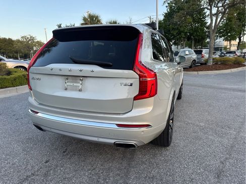 Used 2020 Volvo XC90 T6 Inscription w/ Protection Package Premier image 17