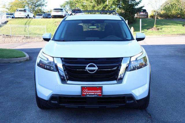 Certified 2025 Nissan Pathfinder SV AWD/4WD image 4
