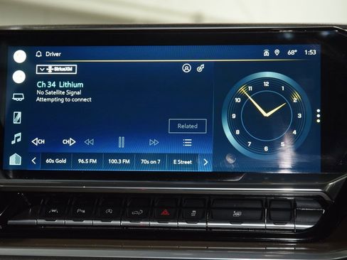 Used 2022 Chevrolet Silverado 1500 High Country image 25