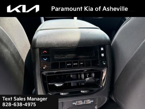 Used 2022 Jeep Grand Cherokee L Overland AWD/4WD image 23