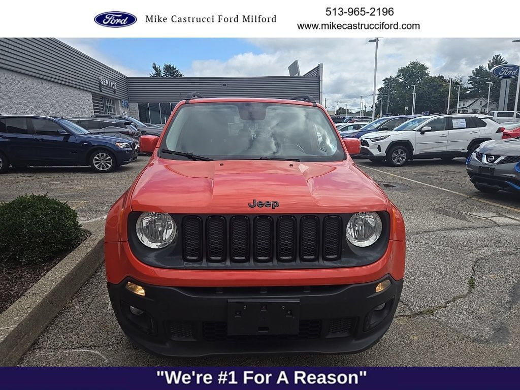 Used 2017 Jeep Renegade Altitude AWD/4WD image 3