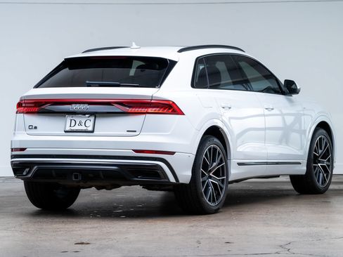 Used 2019 Audi Q8 Prestige AWD/4WD image 7