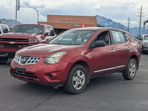 Used 2014 Nissan Rogue S FWD image 9