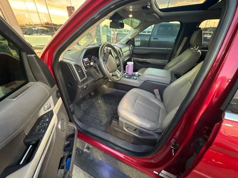 Used 2021 Ford Expedition XLT AWD/4WD image 9