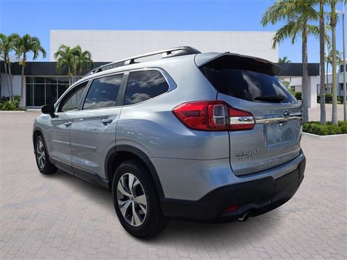 Used 2021 Subaru Ascent Premium w/ Convenience Package image 5