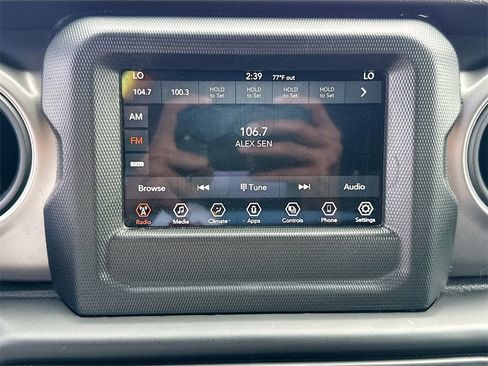 Used 2021 Jeep Wrangler Unlimited Willys image 16