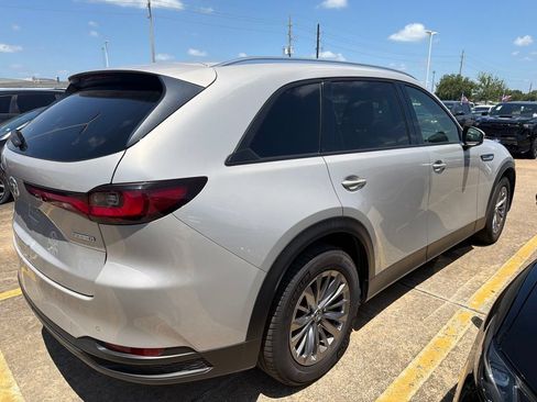 Used 2025 MAZDA CX-90 3.3 Turbo w/ Preferred Package AWD/4WD image 5