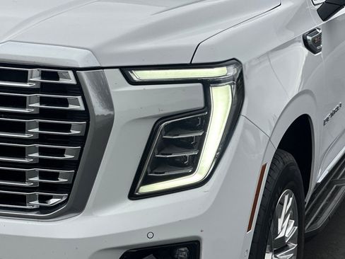 Used 2025 GMC Yukon XL Denali AWD/4WD image 52