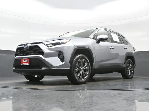 Used 2023 Toyota RAV4 XLE Premium AWD/4WD image 30