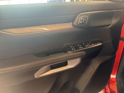 Used 2024 Ford Ranger Lariat w/ Trailer Tow Package image 8