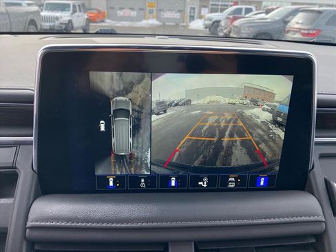 Used 2023 Chevrolet Tahoe LT w/ Luxury Package image 13