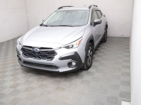 Used 2024 Subaru Crosstrek 2.0i Premium w/ Crosstrek Mirror Package AWD/4WD image 1