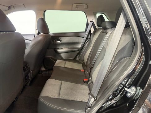Used 2026 Nissan Rogue SV FWD image 19