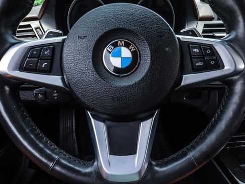 Used 2012 BMW Z4 sDrive35i image 12