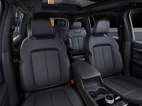 New 2026 Jeep Grand Cherokee L Limited AWD/4WD image 16