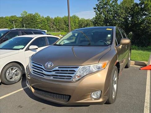 Used 2011 Toyota Venza w/ Convenience Pkg FWD image 3