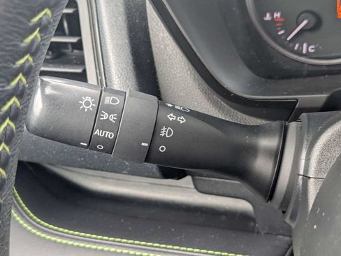 Used 2024 Subaru Ascent Onyx Edition AWD/4WD image 32