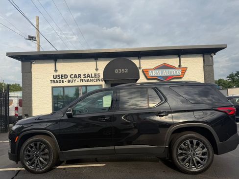 Used 2023 Chevrolet Traverse RS AWD/4WD image 3