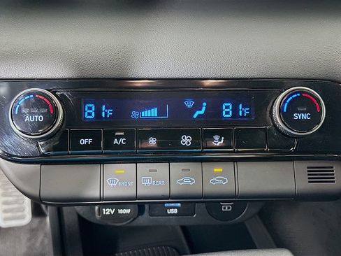 Certified 2025 Hyundai Elantra Sport image 15