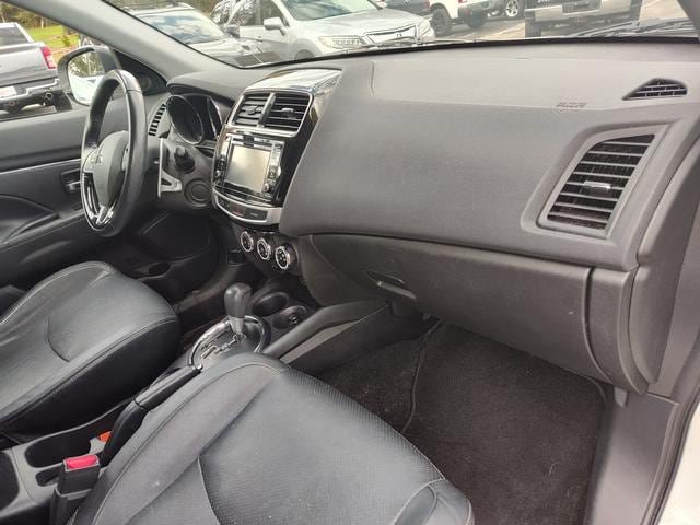 Used 2017 Mitsubishi Outlander Sport AWD image 19