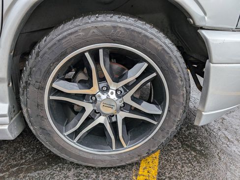 Used 2014 GMC Savana 1500 SLT image 10