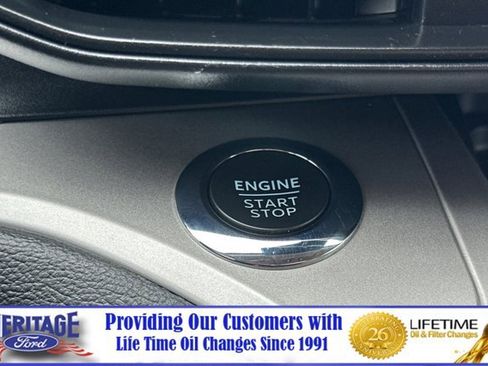 Certified 2022 Ford Explorer XLT image 23