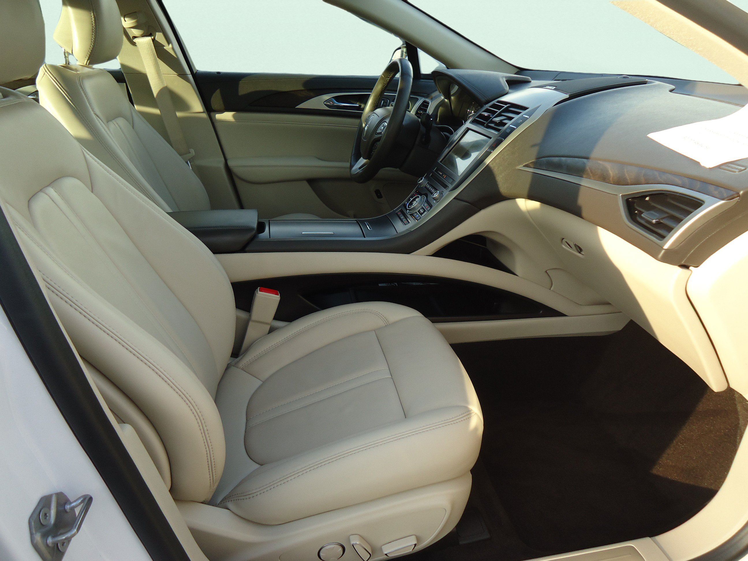 Used 2019 Lincoln MKZ Reserve w/ Reserve Plus Package FWD image 27