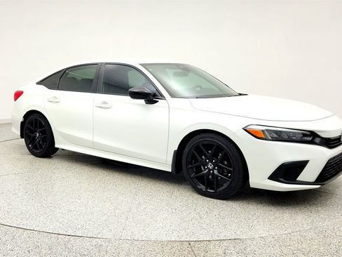 Used 2022 Honda Civic Sport image 3