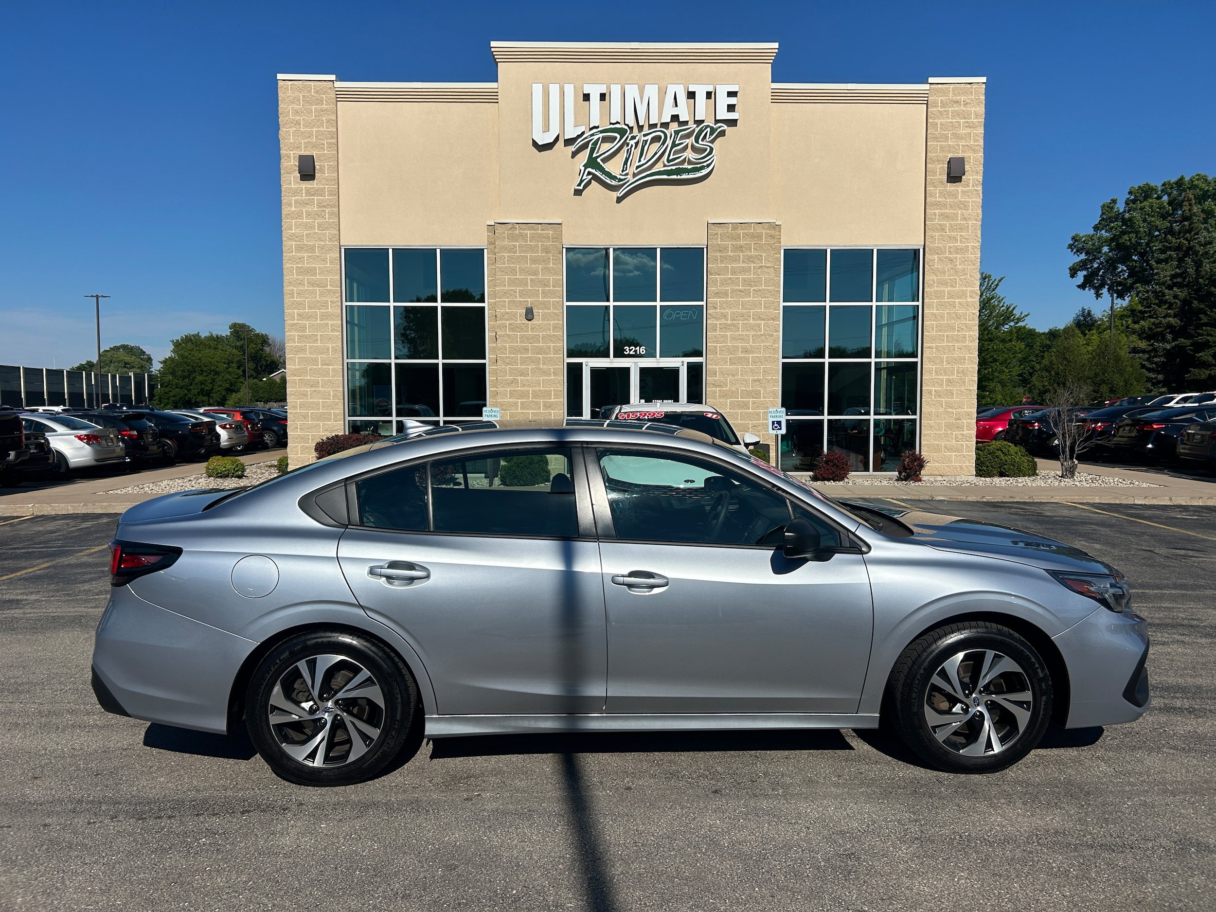 Used 2023 Subaru Legacy AWD/4WD image 1