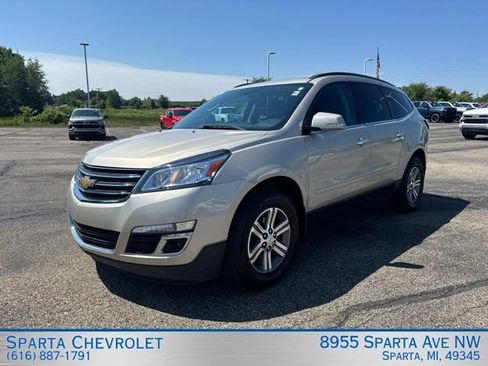 Used 2017 Chevrolet Traverse LT AWD/4WD image 7