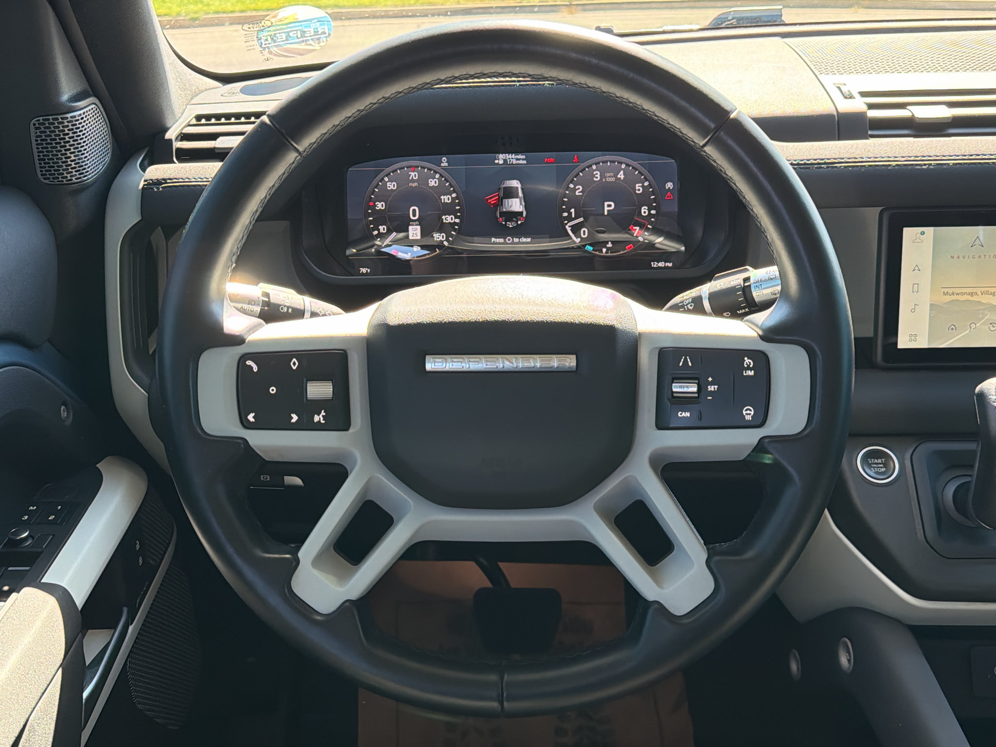 Used 2021 Land Rover Defender 110 SE AWD/4WD image 28
