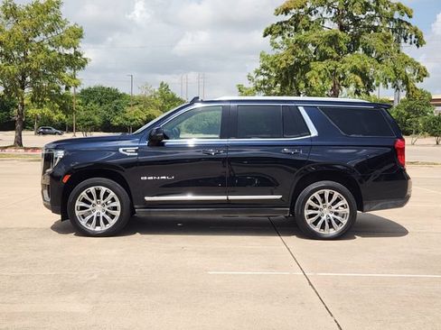 Used 2021 GMC Yukon Denali AWD/4WD image 4