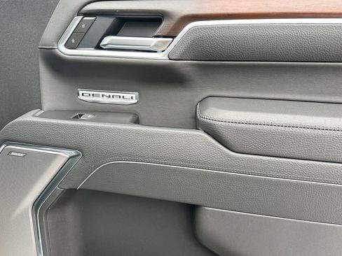 New 2026 GMC Sierra 1500 Denali AWD/4WD image 18